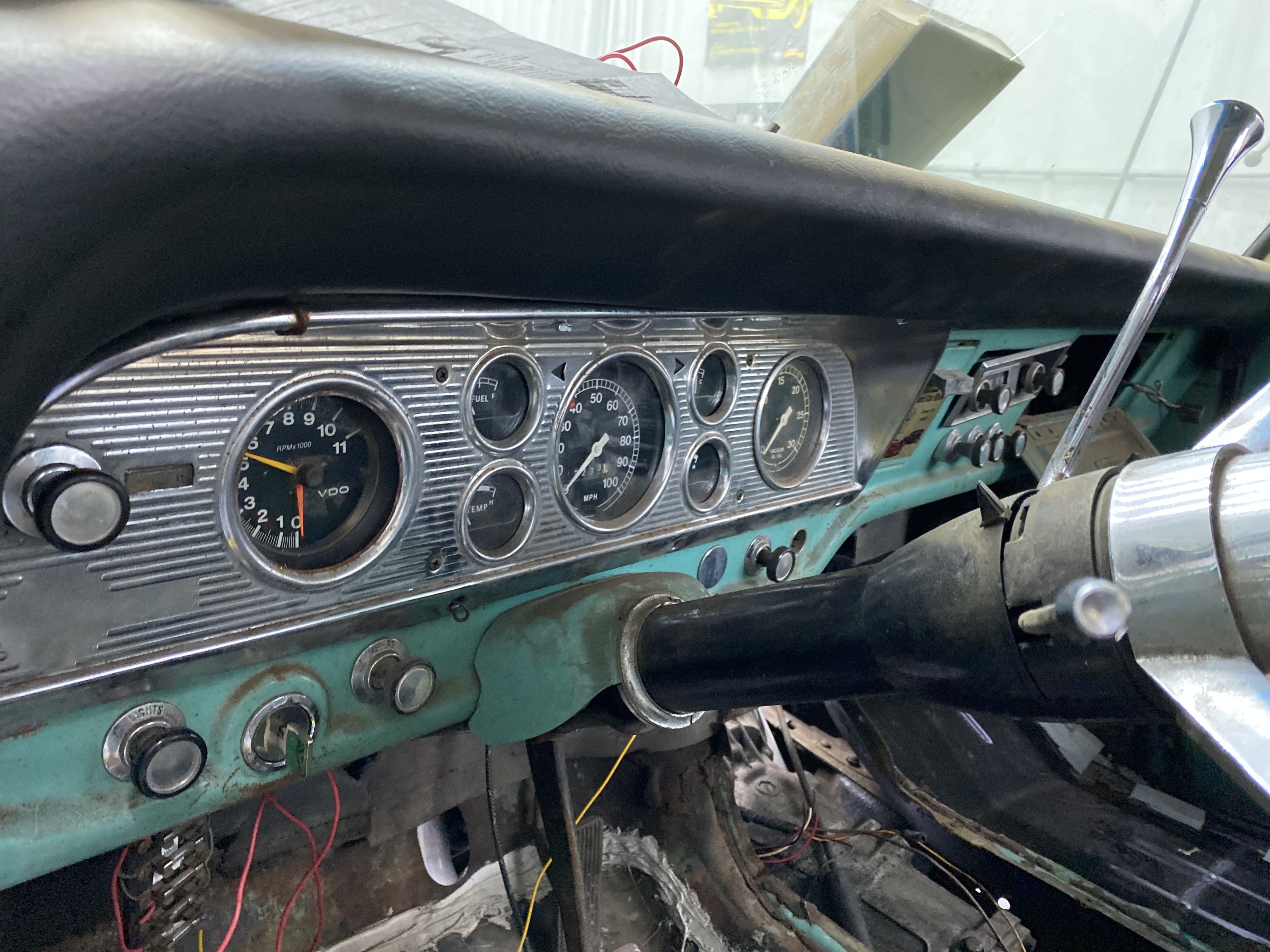 Dash of 68 Ford